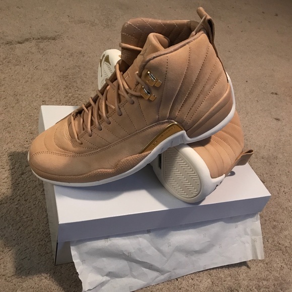 wmns air jordan 12 retro